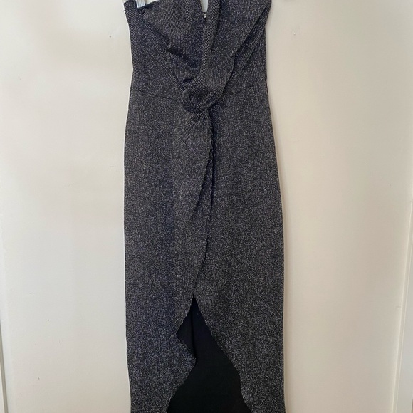 Black and metallic dress - Picture 5 of 10